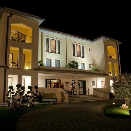 רנדה Best Western Premier Villa Fabiano Palace Hotel מראה חיצוני תמונה