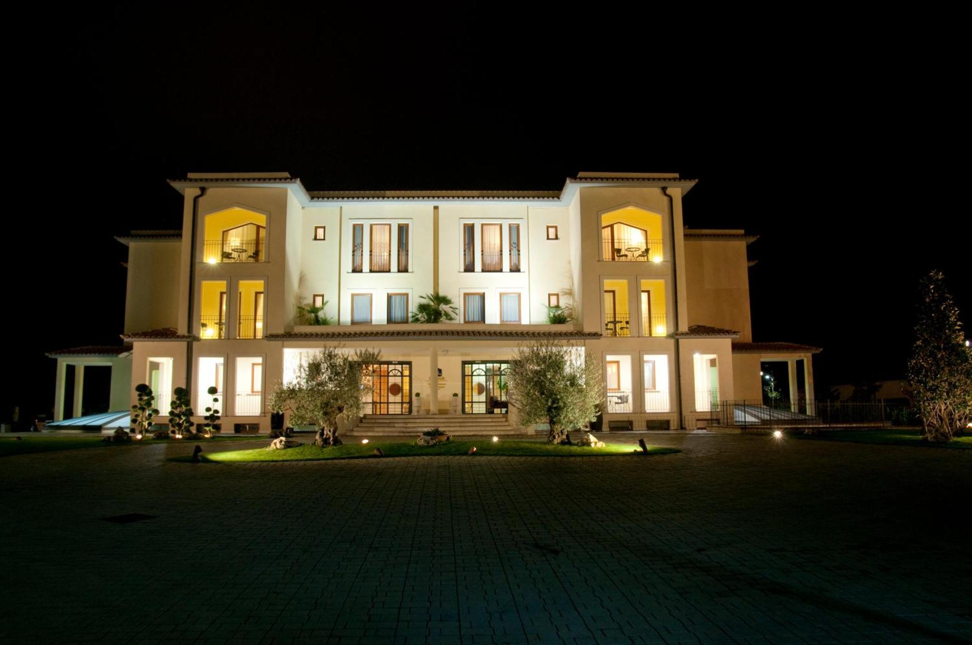 רנדה Best Western Premier Villa Fabiano Palace Hotel מראה חיצוני תמונה